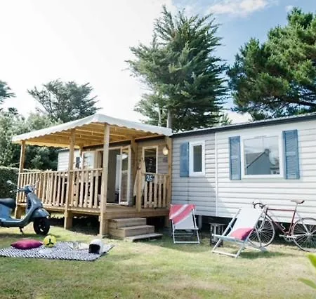 Camping Domaine De Pouldroit