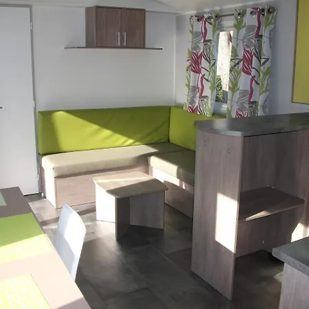 Camping Domaine De Pouldroit 3*